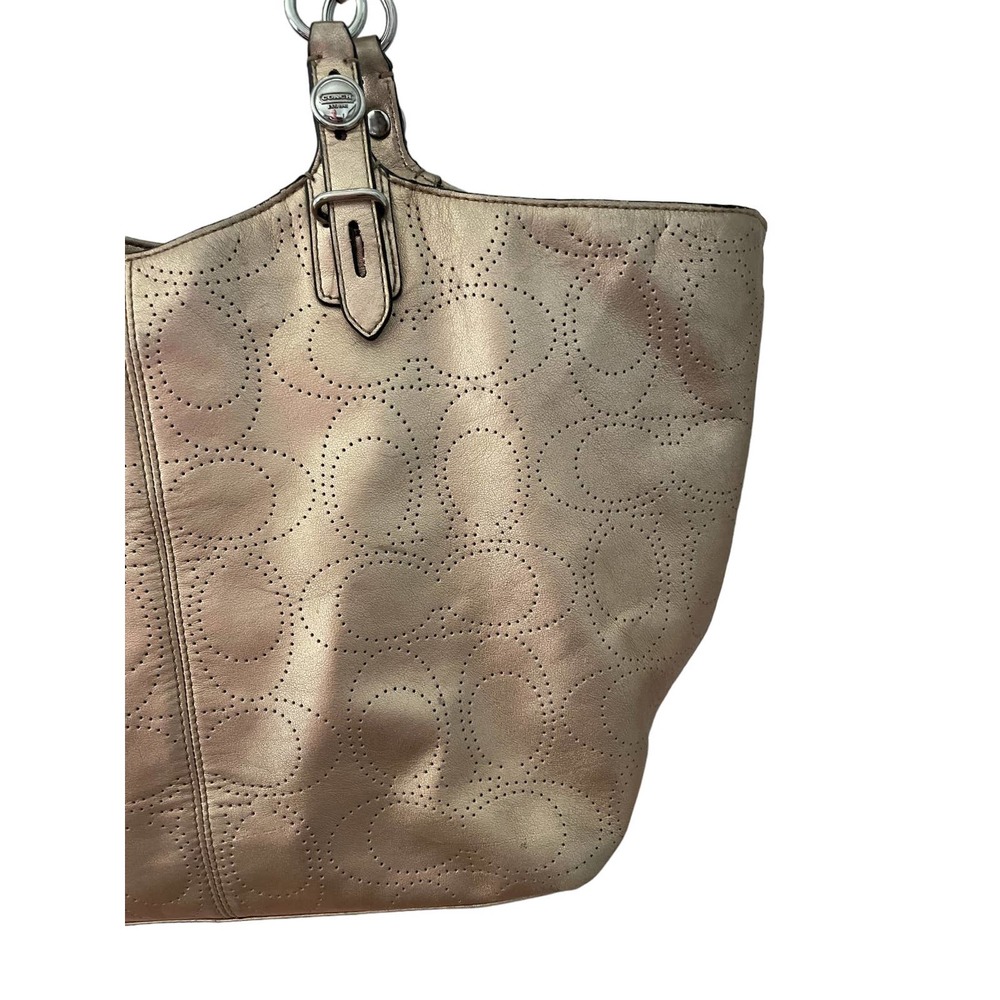 Coach Gold Signature Bag - Picture 3 of 9